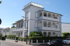 nur 50 Meter zum Strand: tolles Apartment, Binz
